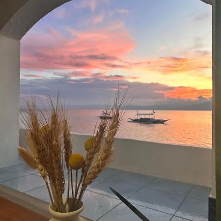 Moana Beach House Moalboal Extérieur photo