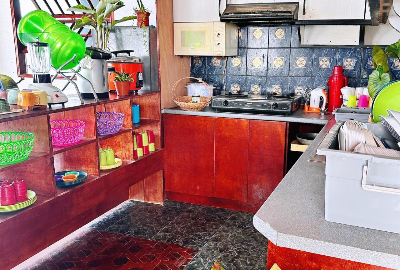 Moana Beach House Moalboal Extérieur photo