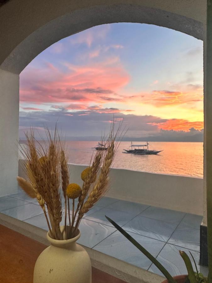 Moana Beach House Moalboal Extérieur photo